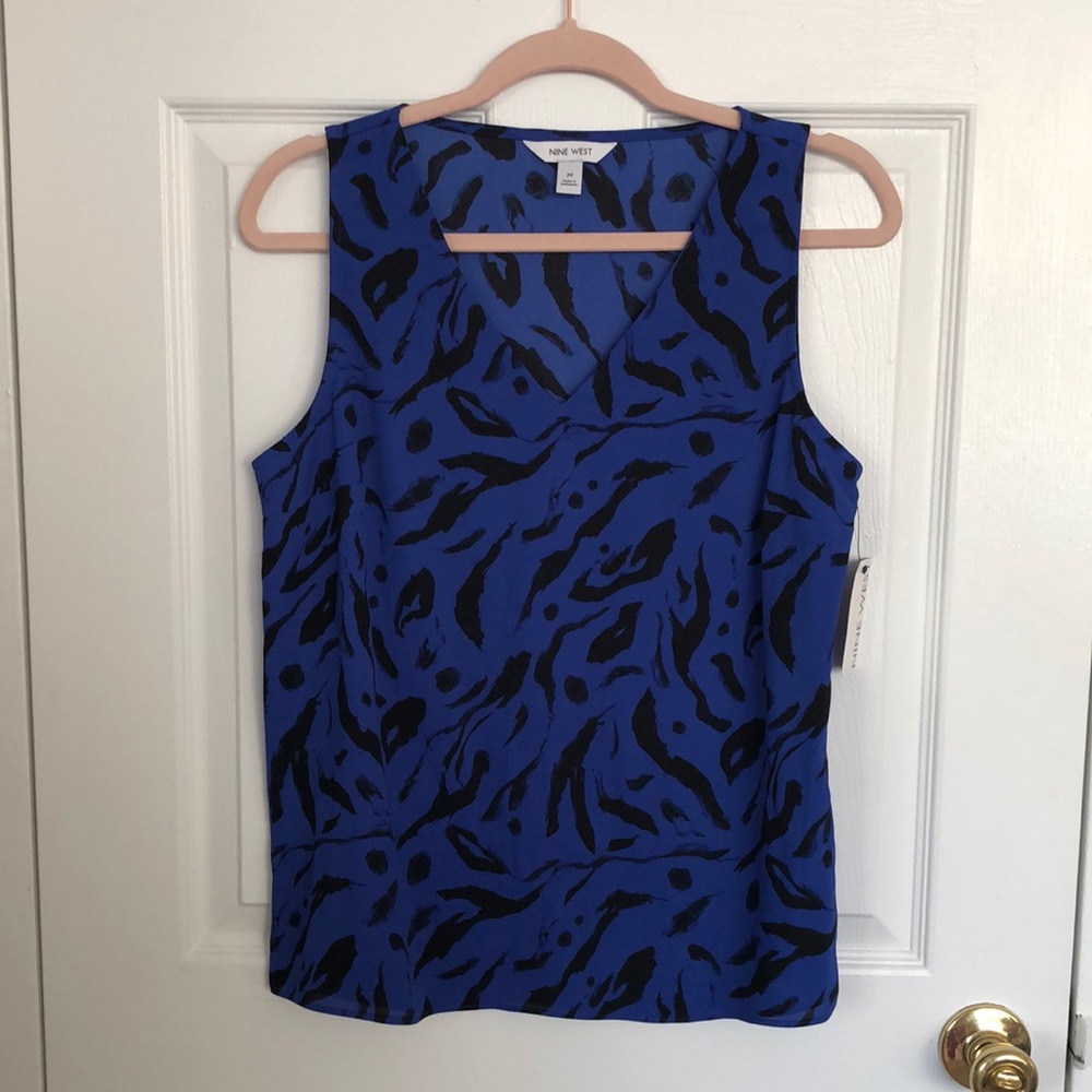 NWT Woven V-Neck Shell Top
